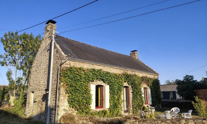 Crach Casa | Charming Breton house, 200 meters from the Crach river!