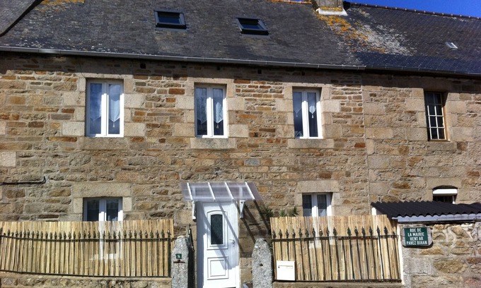 Tonquedec Casa | ENCANTO BRETON casa en el pueblo de Tonquedec