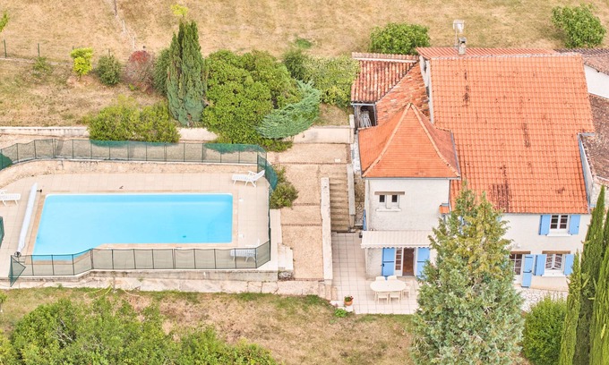 Leguillac-de-l'Auche Casa | Casa de campo en el corazón del Périgord – Piscina, jardín, 4 habitaciones, cerca de Brantôme