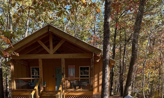 Mentone Cabina | Charming Cabin Getaway: Where Rustic Meets Remarkable
