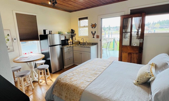 La Conner Cabina | Charming cabin in beautiful La Conner with Hot tub