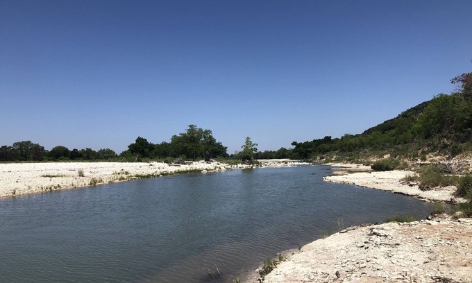 Junction Casa | Charming Casa Rio on the Johnson Fork of the Llano River