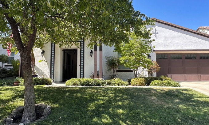 Rocklin Apartamento | Charming Casita in a Tranquil Gated Community in Rocklin