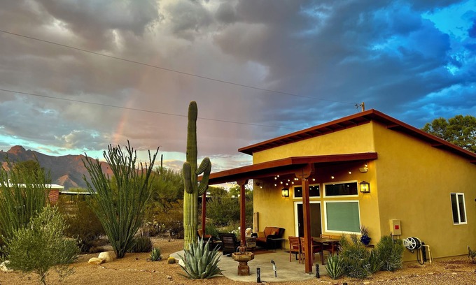 Casas Adobes Casa | Charming Casita in the Sonoran Desert