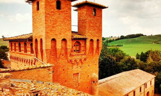 Monteroni d'Arbia Otro | Castillo con encanto en la Toscana