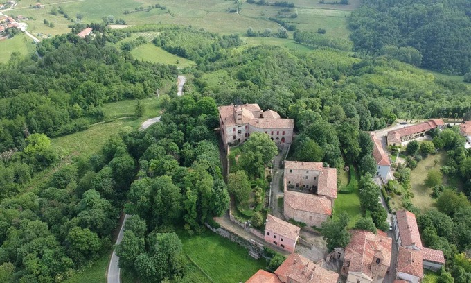 Robella Otro | Estancia en un encantador castillo, Robella