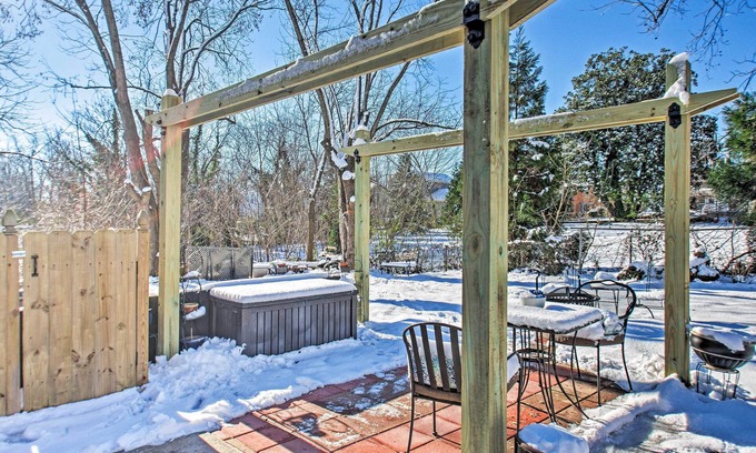 Diamond Hill Cabaña | Charming Central Lynchburg Hideout w/ Patio!