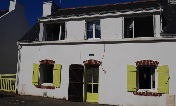 Sauzon Casa | Casa adosada con jardín a 200m del puerto