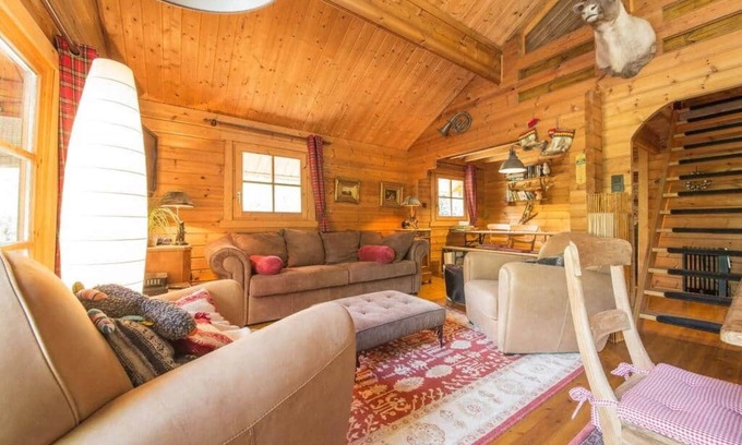 Grandhan Casa | Chalet en Durbuy, cerca del valle de la aventura.