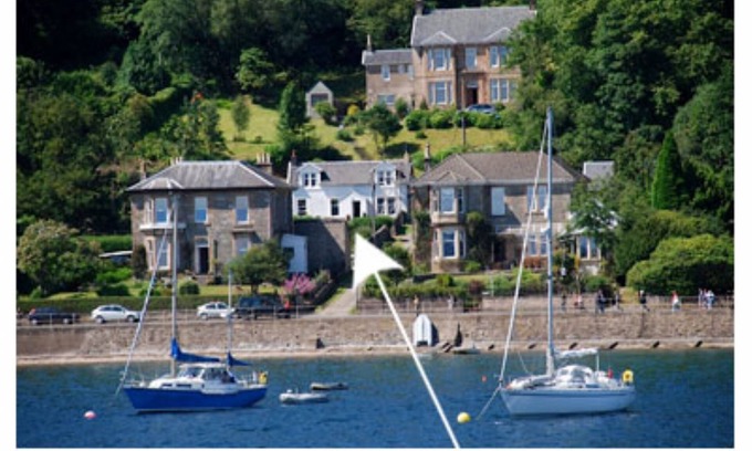Tighnabruaich Cabaña | Cottage con Encanto Coastal metido en "Costa secreto de Argyll" Maravillosas vistas