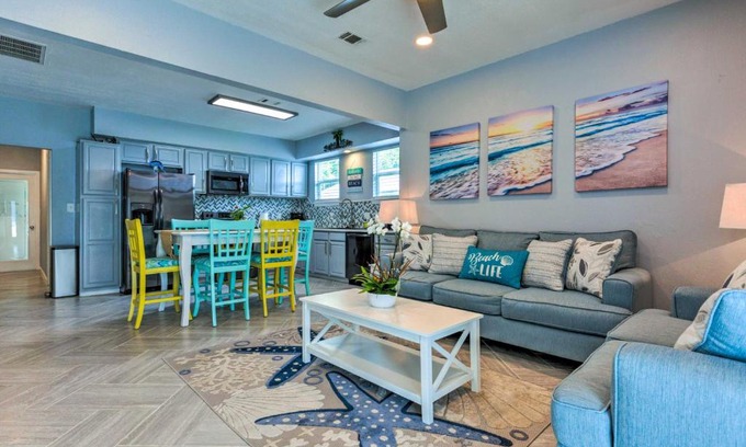 Gulfport Casa | Charming Coastal Getaway, Near Beach and Pier!