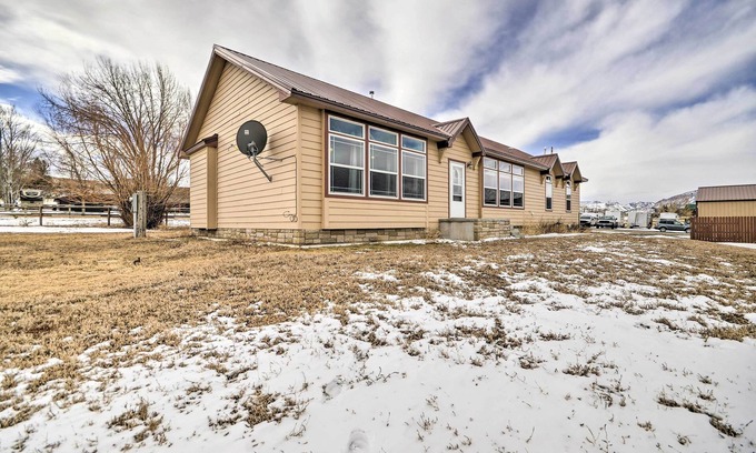Cody Casa | Charming Cody Vacation Home w/ Mtn Views!