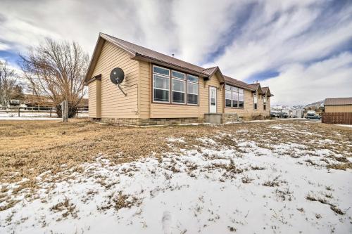 Cody Casa | Charming Cody Vacation Home with Mtn Views!