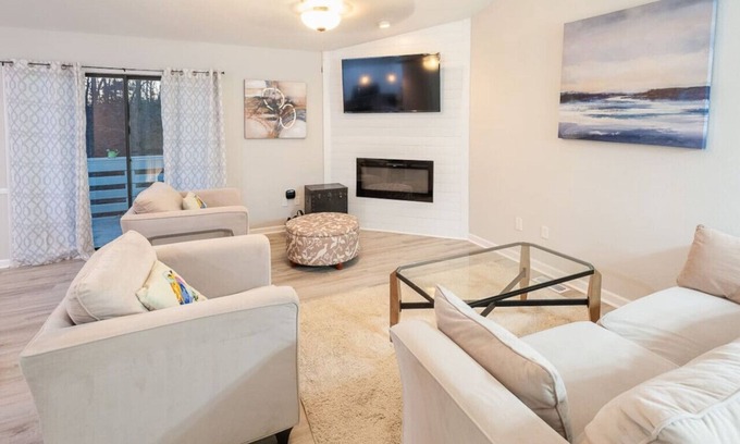 Westminster Apartamento | Charming Condo By Lake Hartwell