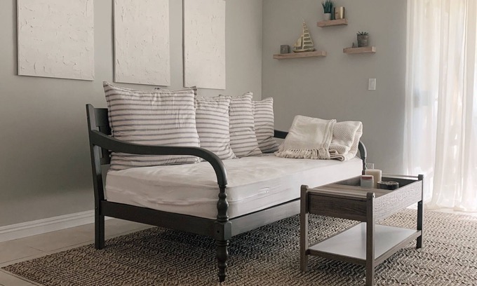 Oak Park Condominio | Charming Condo in the Canyons
