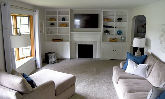 Warren Casa | Charming, convenient 4BR in the Heart of Howland.