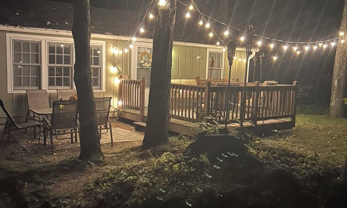 Deerbrook Cabaña | Charming cottage 2 bd 1 bth WiFi, AC Antigo Bass Lake Golf Course utv snow trl