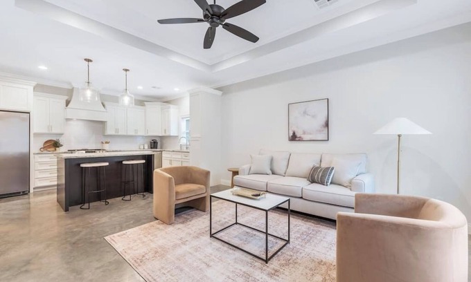 Lafayette Casa | Charming Cottage -3BR - A+ Location - est.2019