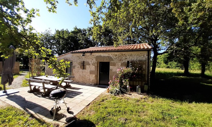 Sallertaine Cabaña | Escapada en la Naturaleza: Gîte con Jardín, Terraza y Masajes