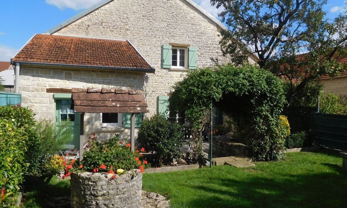 Pont-la-Ville Cabaña | Encantadora casa rural con terraza, jardín y garaje en Pont-la-Ville