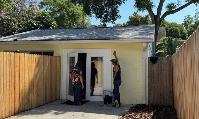 Bradenton Cabaña | Charming cottage in fabulous Bradenton with AC, WiFi