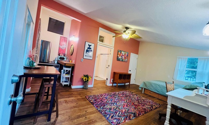 St. Helens Cabaña | Charming Cottage In Gorgeous St Helens Frog’s Hollow Is Family & Pet Friendly