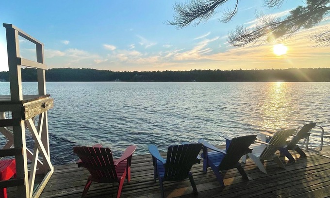 Seguin Cabaña | Charming Cottage In Muskoka, on Lake Joe, Minutes from Golf & Winter Activities