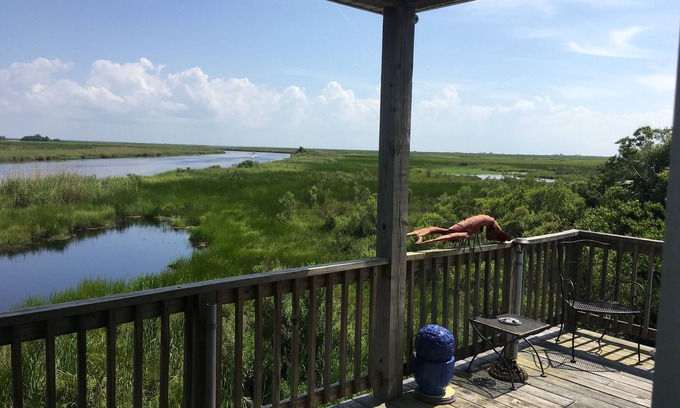 Slidell Casa | Charming Cottage on Scenic Bayou Bonfouca
