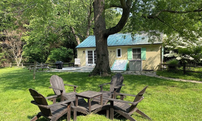 Southold Cabaña | Charming Cottage