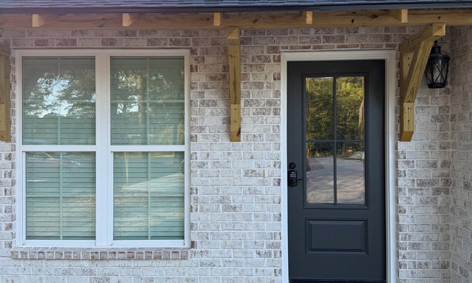 Dothan Cabaña | Charming cottage with a peaceful setting in lovely Dothan