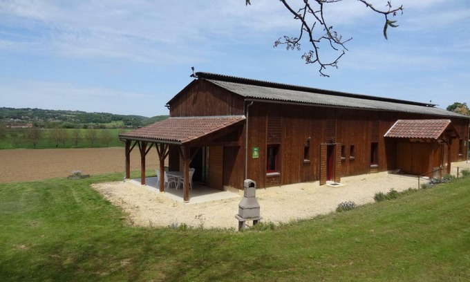 Domme Cabaña | Casa cómoda con jardín, terraza y WiFi cerca de Sarlat
