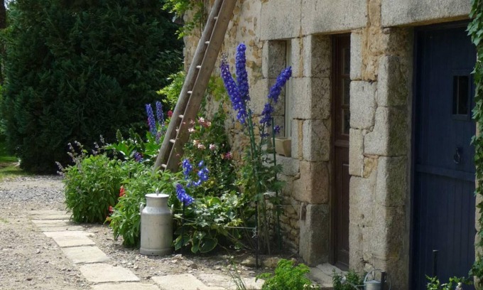 Forges Cabaña | Encantadora casa rural con jardín, ruisseau, terraza, WIFI y juegos cerca de Alençon