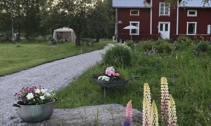 Bergsjo Casa | Charming country house on the edge of the forest in picturesque village.