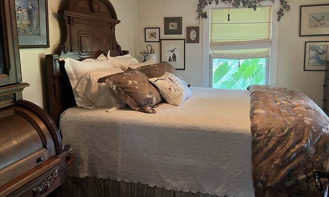 Muskogee Cabaña | Charming Country Cottage - Amazingly Relaxing, Comforting