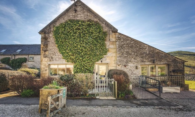 Crowdecote Cabaña | Charming country cottage with stunning views