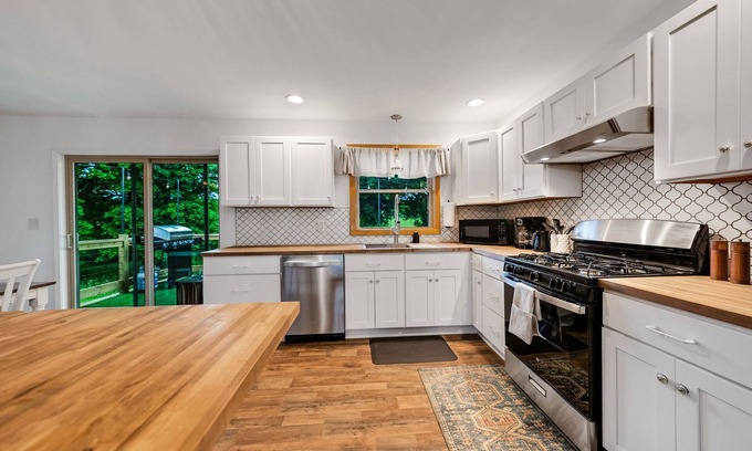 Watkins Glen Casa | Charming country home near Seneca Lake