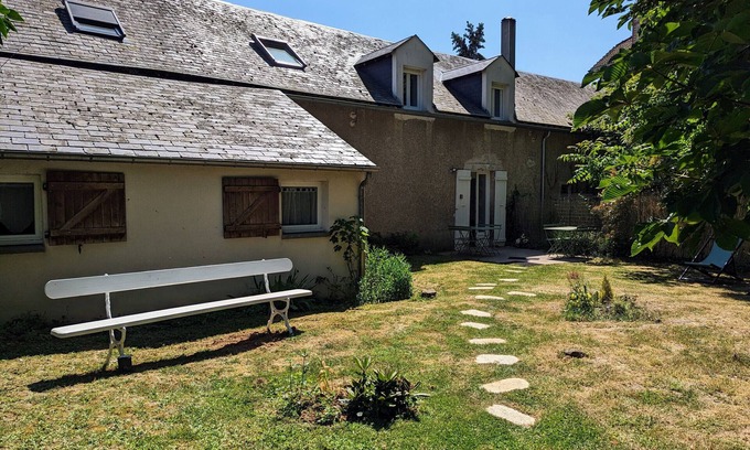 Audeville Cabaña | Casa rural tranquila con jardín privado, ideal entre París y Orleans. 4 hab, 2 baños, admite mascotas