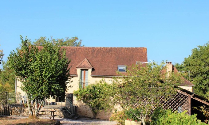 Azerat Cabaña | Casa rural acogedora en el campo, ideal para familias, cerca de Thenon
