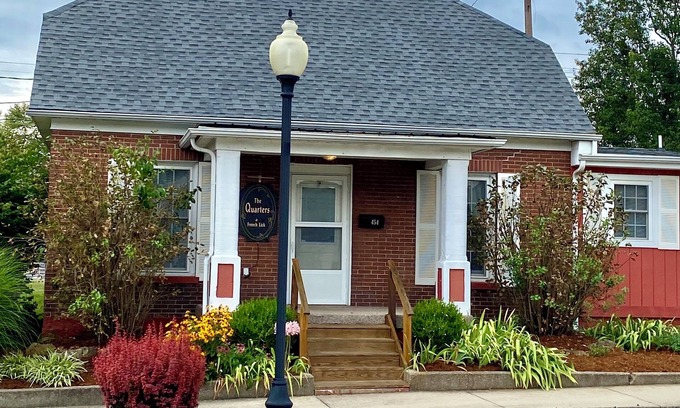 French Lick Cabaña | Encantador, acogedor, cabaña - French Lick Quarters - Walk Casino / Resort, pubs, etc.
