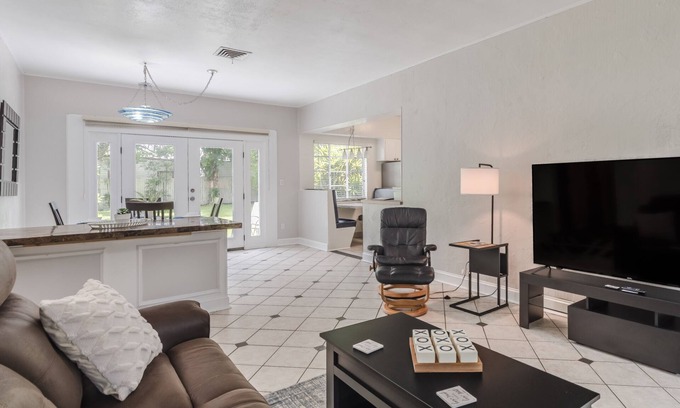 Fairview Shores Casa | CHARMING - Cozy Retreat Near Lake Killarney in Winter Park