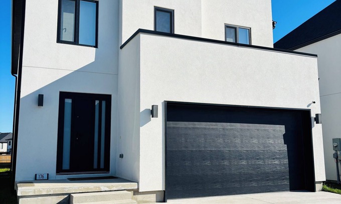 Middlesex Centre Casa | Charming Detached 3-Bedroom escape- sleeps 6