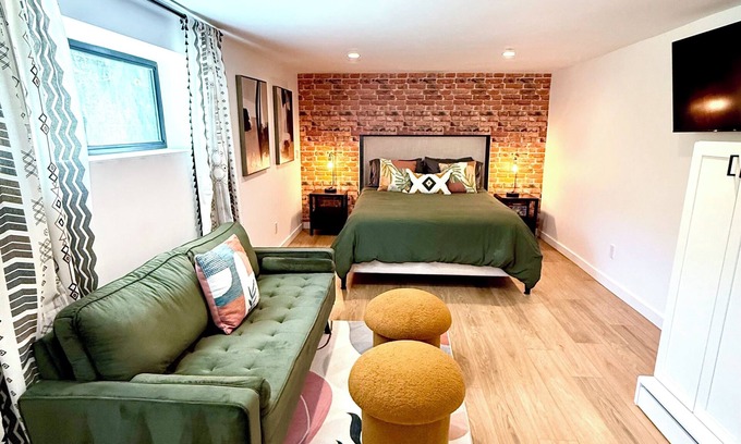 St. Helena Apartamento | Charming Downtown St. Helena Apartment with WiFi and AC!