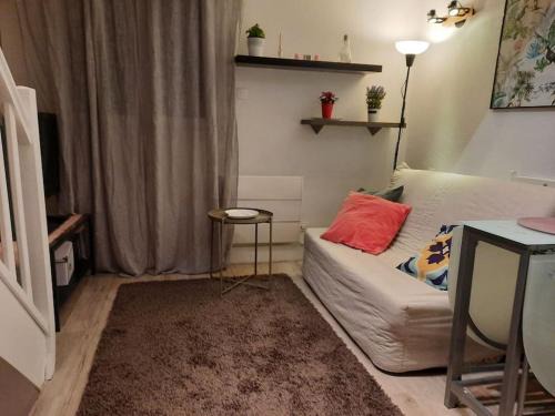 Bussy-Saint-Georges Apartamento | Charming Duplex near Disney