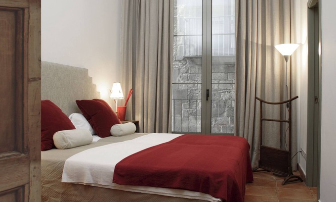 Ciutat Vella Condominio | Encantador duplex Patrimonio Artístico del Gotico Catalan