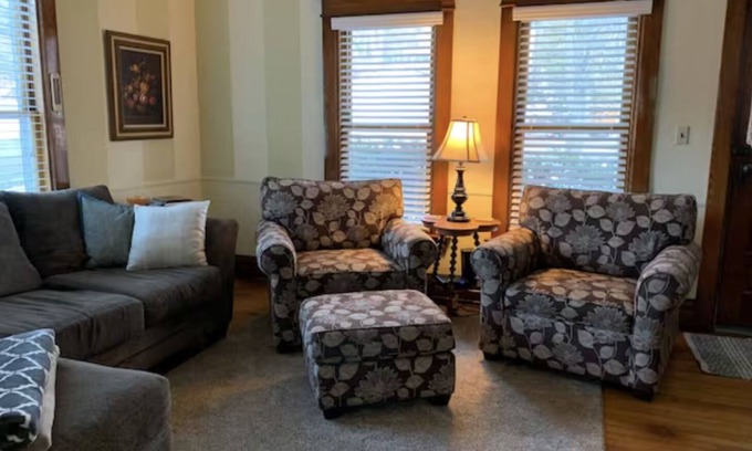 East Jordan Casa | Charming East Jordan home 15 min to Boyne & Charlevoix! Visiting nurses discount