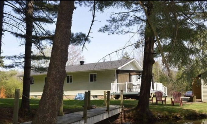Potton Casa | Charming Eastern Township Home