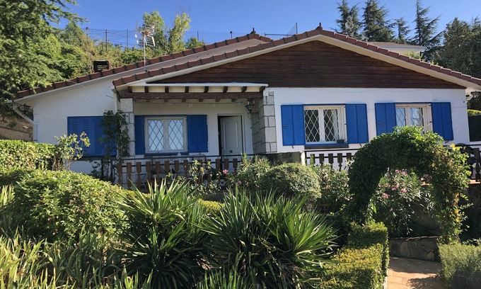 Miraflores de la Sierra Villa | Encantadora casa de campo con piscina privada cerca de Madrid (Miraflores de la Sierra)