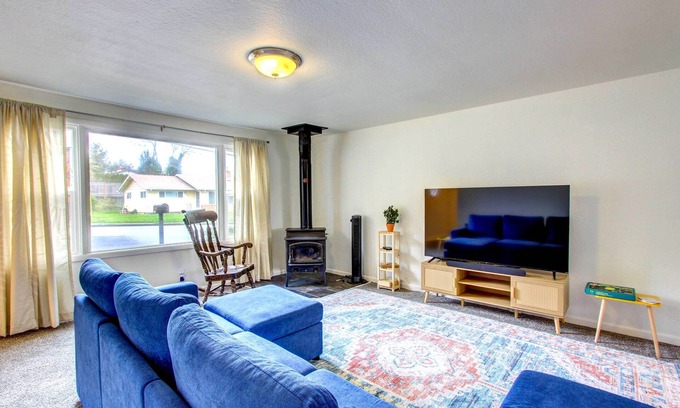 Western Casa | Charming Eugene Vacation Rental - 3 Mi to Downtown