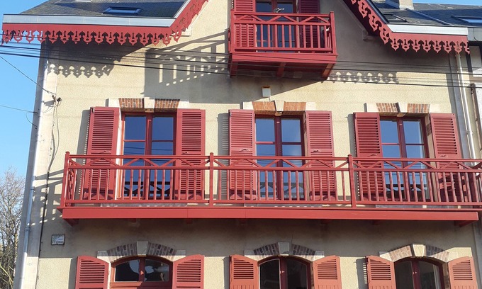 Courseulles-sur-Mer Casa | Encantadora casa familiar con jardín, a 100 m de la playa del Día D