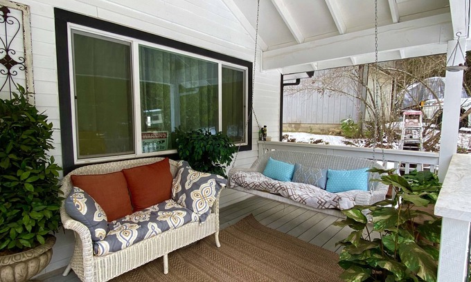 Fair Play Cabaña | Charming Fair Play Cottage near local wineries